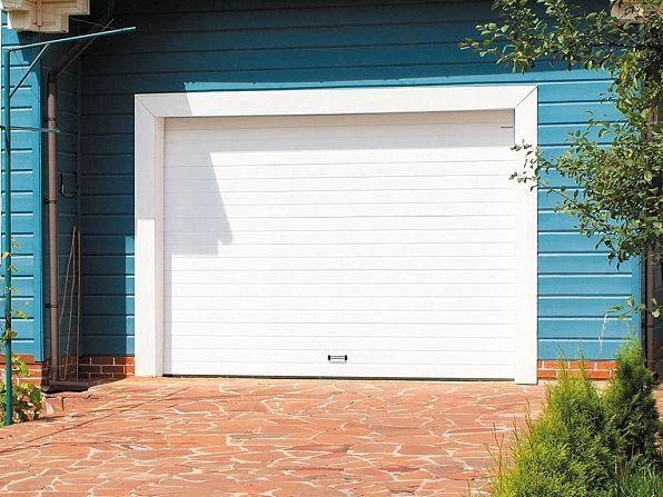 Секционные ворота 2500х2050 мм белые DoorHan rsd02, salekhard.doorhan.ru